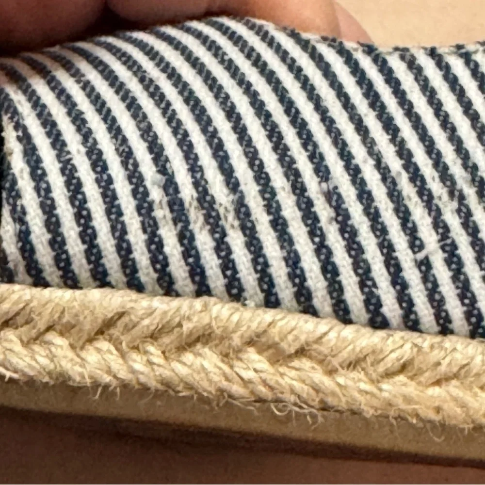 St. John's Bay Navy and White Sandals Buckle Wedge Rope Platform Women Size 10W
